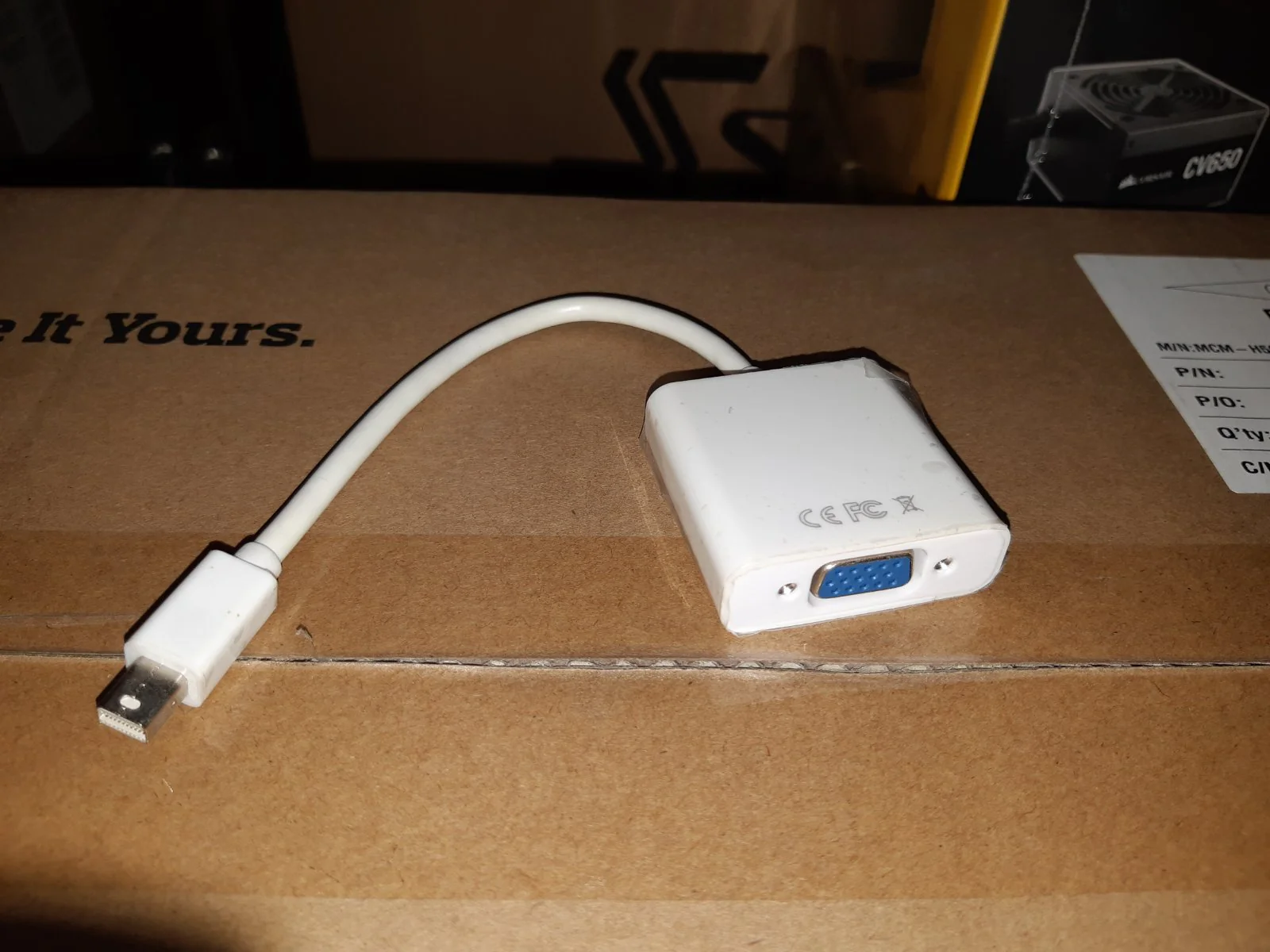 Mini DisplayPort to VGA Adapter - Image 2